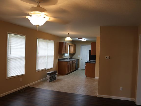 3rd image of 2803 Nichols Ave