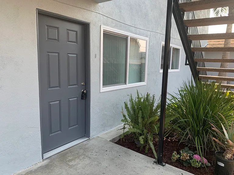 11670 Esther St — Photo 18