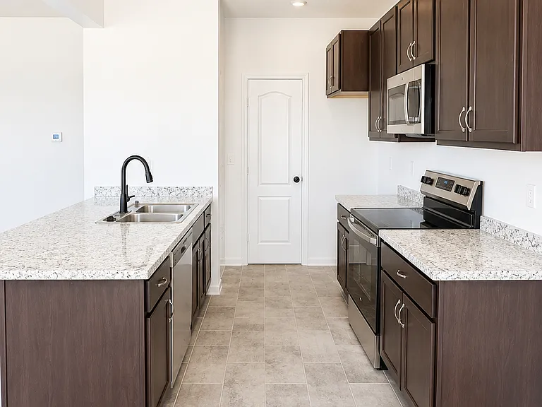 2064 Sunflower Pl — Photo 10