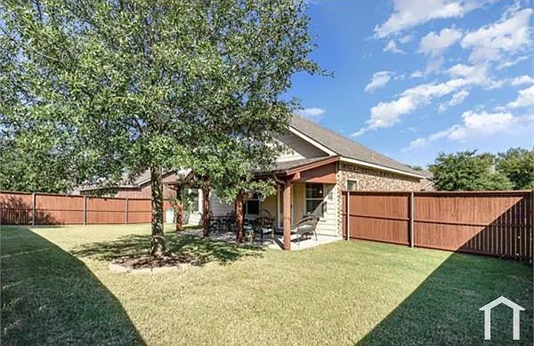 718 Fannin Dr — Photo 29