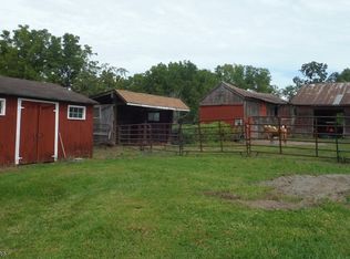 138 Wheatsworth Rd, Hamburg, NJ 07419