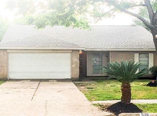 538 Fair Oak Dr, Stafford, TX 77477