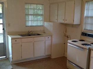 1116 W 51st St, Savannah, GA 31405