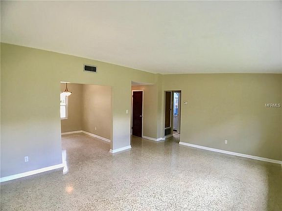5th image of 1451 Brazilian Ln