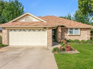 700 Sandy Trl, Fort Worth, TX 76120