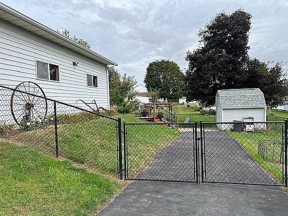 4th image of 6602 Lafayette Rd