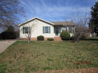 3480 Hermitage Dr, Hopkinsville, KY 42240