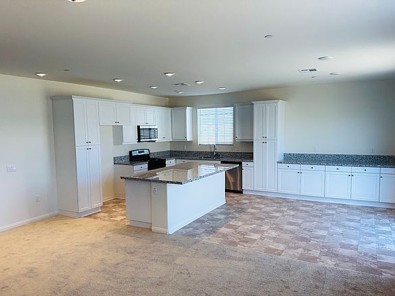 3rd image of 13465 El Honcho St
