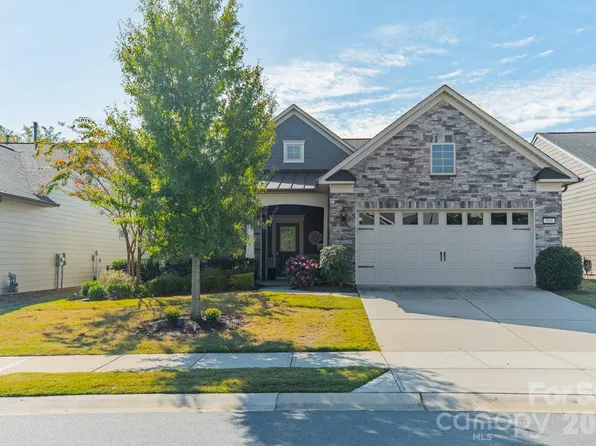918 Kirby Dr, Fort Mill, SC 29715