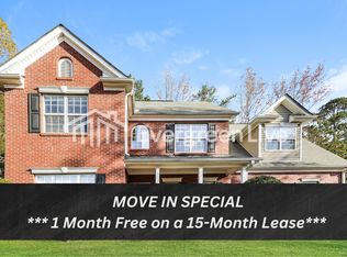 185 Argonne Dr, Fayetteville, GA 30214