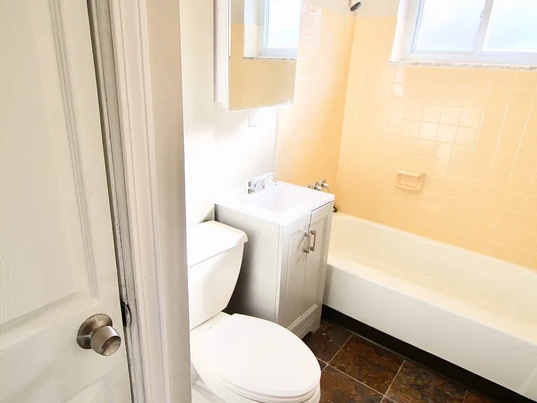 234 Roth St — Photo 9