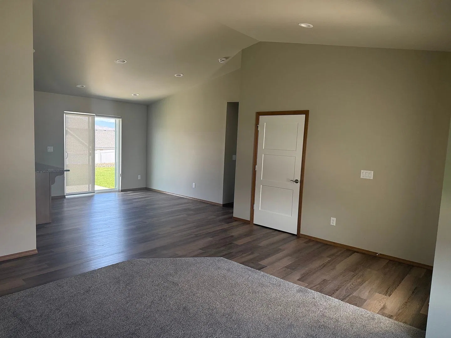 Brand New 3 bed, 2 bath Rambler in East Wenatchee! — Photo 3
