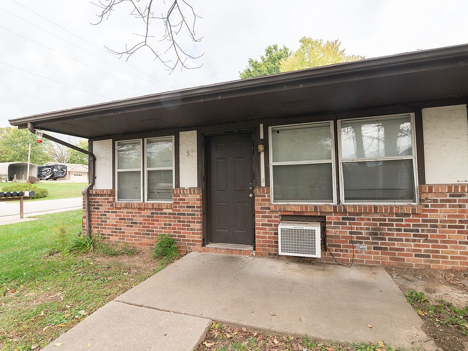 1st image of 4819 Marion St #10685707