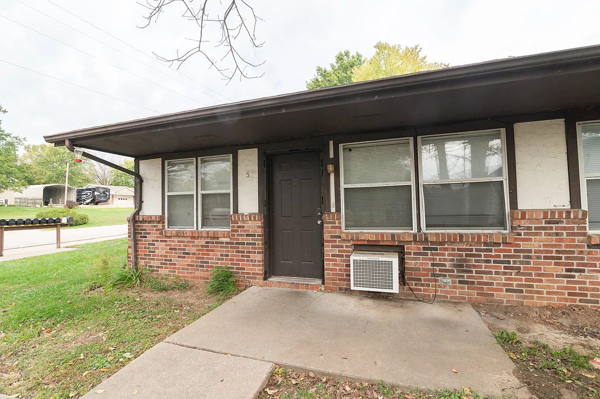 Building Photo - 4819 Marion St