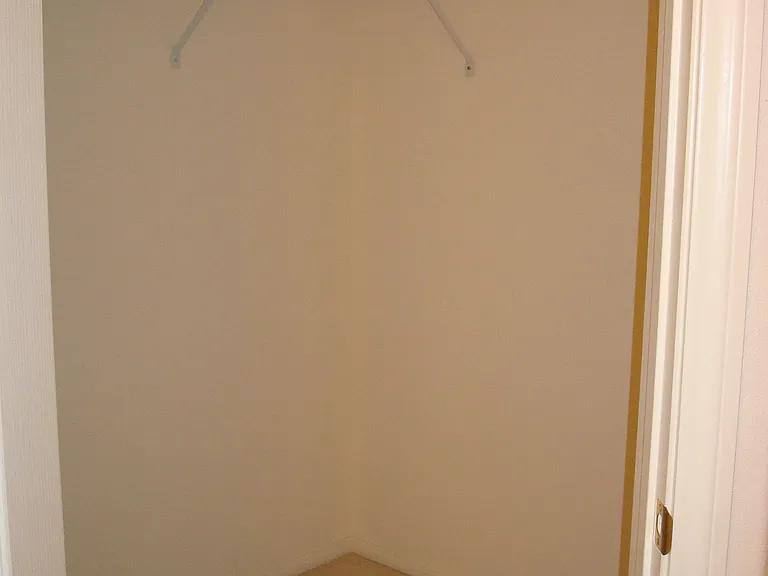325 Muscat Dr — Photo 4