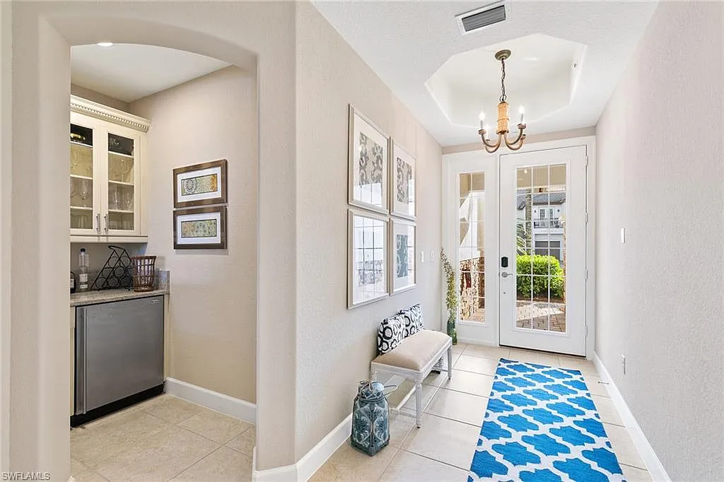2 bed, 2.5 bath, 2091 sqft, $9,500 — Photo 3