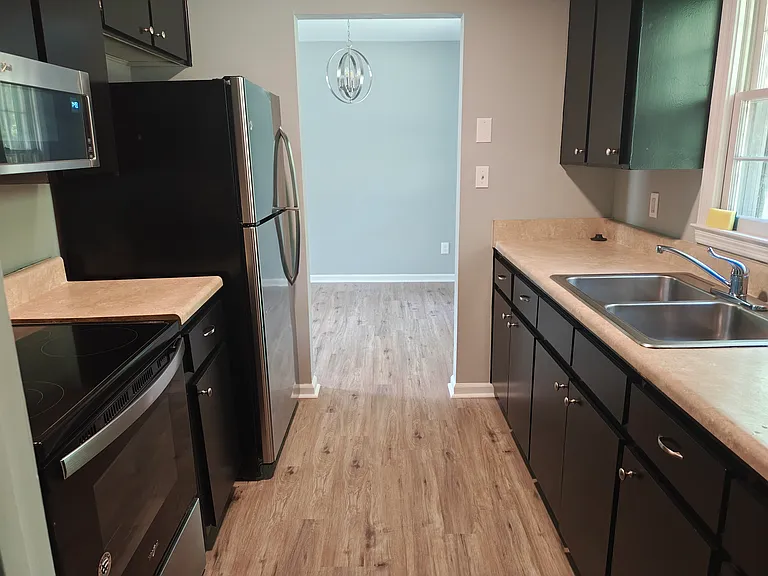 104 Cherry Pl — Photo 5