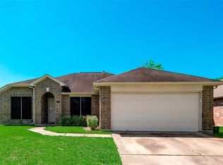 4528 Cornerstone St, Pearland, TX 77584