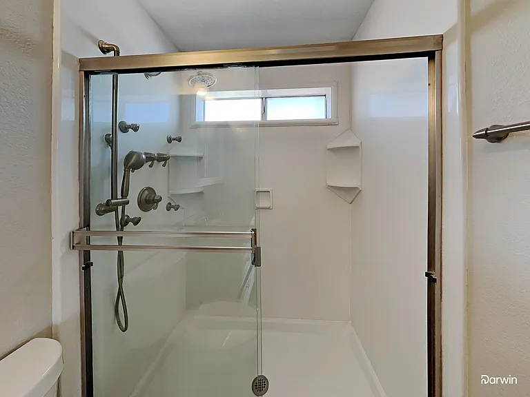 521 E Rosemonte Dr — Photo 12