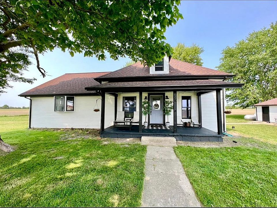 1st image of 304 N County Road 380 E