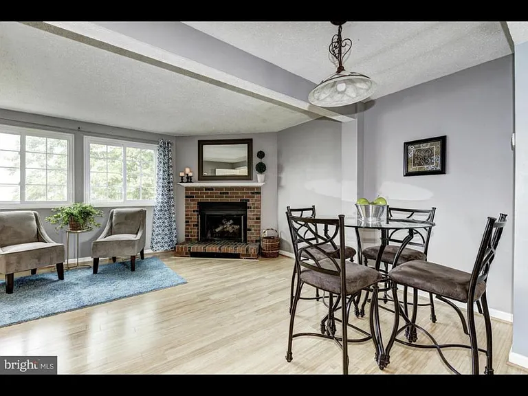 5234 Saint Genevieve Pl — Photo 5