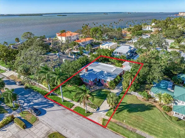 1020 Marine St, Clearwater, FL 33755