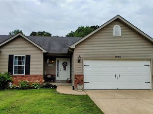 1906 Masters Dr, Festus, MO 63028