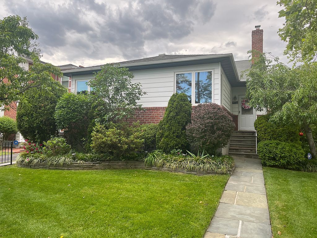 20953 28th Ave - Property Image