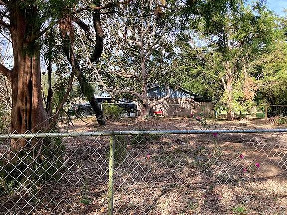 3rd image of 7640 Stagecoach Rd