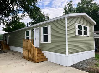 705 E 4th St #7, Rochester, IN 46975
