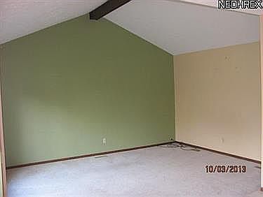 5th image of 127 Westchester Dr