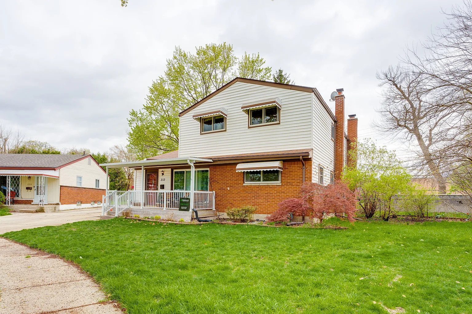 212 Sonia Ave photo 1