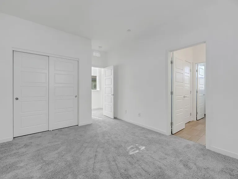 12 Vicolo Loren — Photo 11