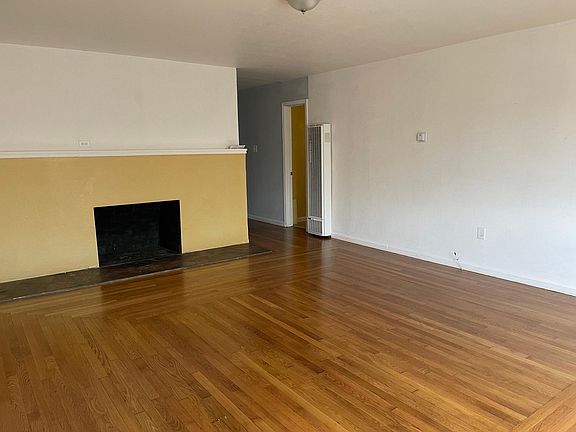 3rd image of 2831 Maricopa Ave NE