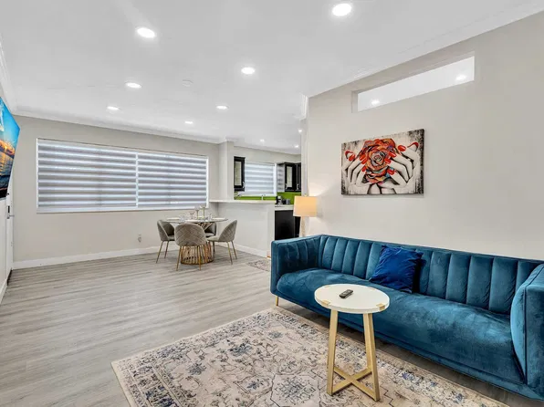 10004 E Bay Harbor Dr, Miami Beach, FL