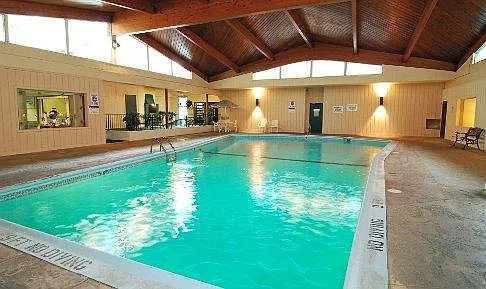 Four Seasons Estates — Photo 4