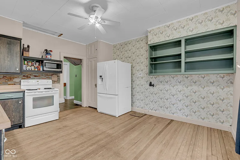 Thumbnail 12