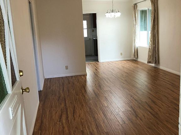 3rd image of 514 N Olive Ave APT A