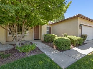 2348 N Peppertree St, Visalia, CA 93291