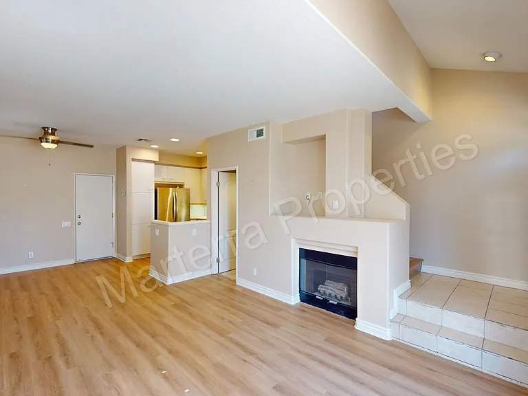 8406 E Durango Way — Photo 2