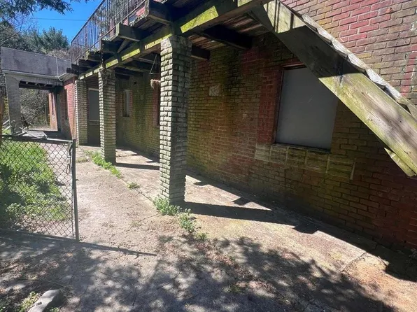 78 Fairmont Avenue, Medford, NY 11763