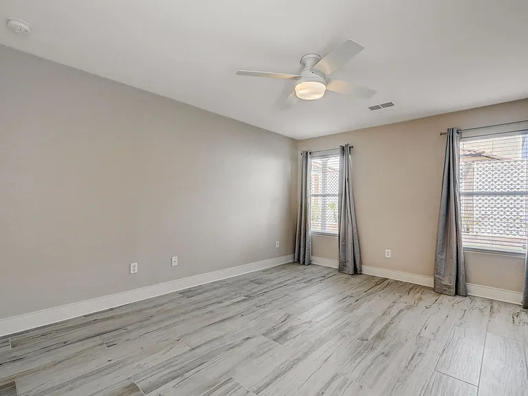 11092 Verismo St — Photo 19