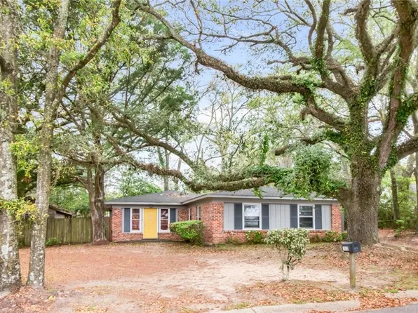 5012 Cottage Hill Rd, Mobile, AL 36609