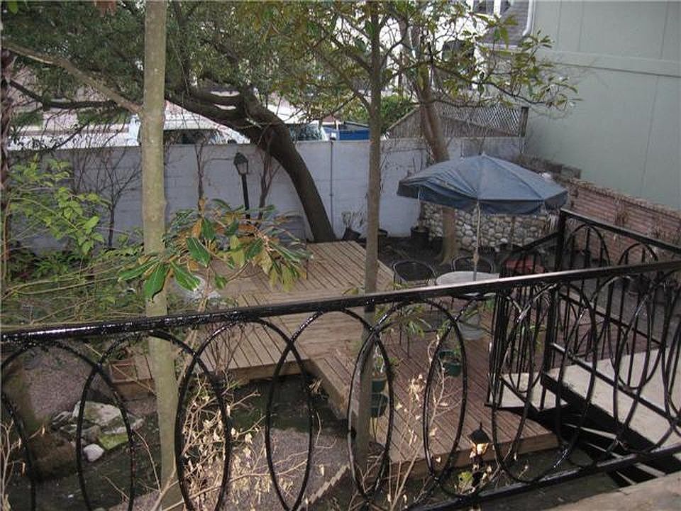 1st image of 2240 Mimosa Dr APT 13