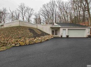 1812 Holly Dr, Harrisburg, PA 17110