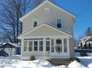37 Kenwood St, Pittsfield, MA 01201