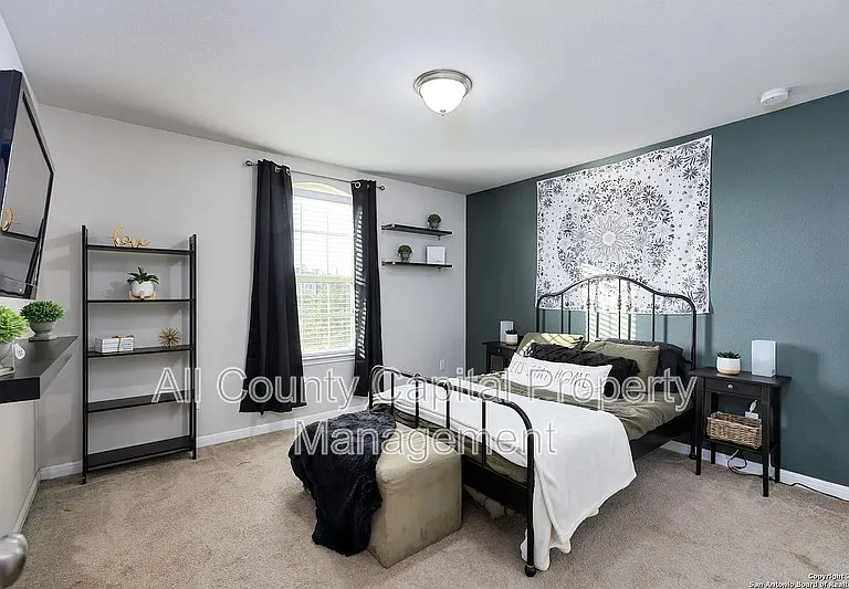 241 Silver Maple Dr — Photo 12