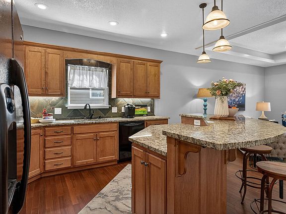 5th image of 1113 SW Red Oaks Ct