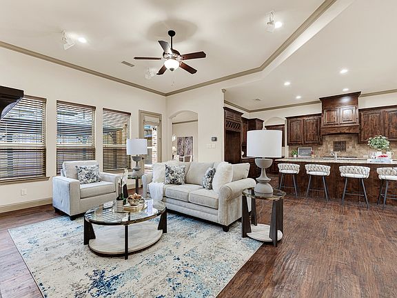 4th image of 7013 Brook Forest Cir