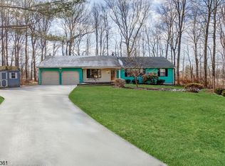 14 Hart Ln, Ringoes, NJ
